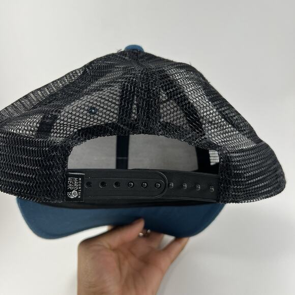 Mountain Hardwear MHW Logo Trucker Hat Strap Back Logo Blue - Picture 7 of 7